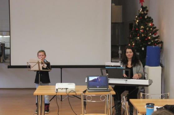 Vánoční besídka v Nemocnici Broumov spojená s vernisáží fotografií Libora Dadáka