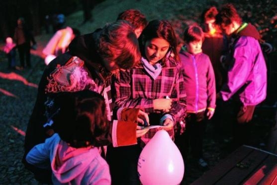 Alejka již popáté patřila čarodějkám, elfkám, smrtkám...