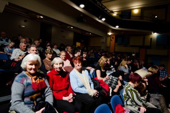 Čtvrtý Advent se odehrál ve znamení městského jarmarku a komorního koncertu