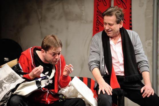 Nejen chlapi se bavili komedií Bez bab! aneb Kutloch