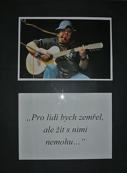 Kronika Městského divadla je poprvé prezentována veřejnosti. Výstavu na Staré radnici můžete navštívit do 20. března