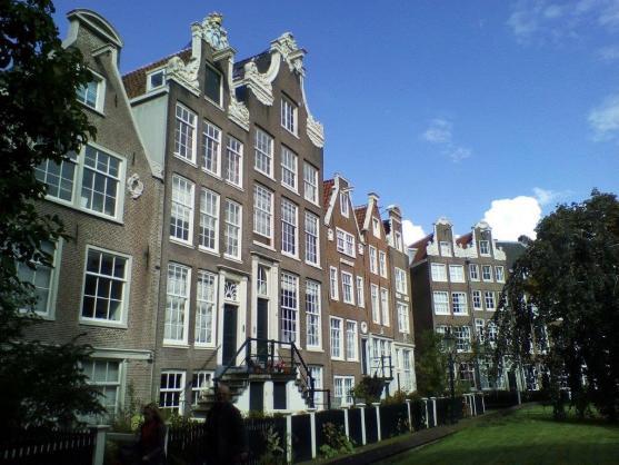 Báječná jízda Holandskem: Broumovští gymnazisté navštívili partnerskou školu ve Warfumu