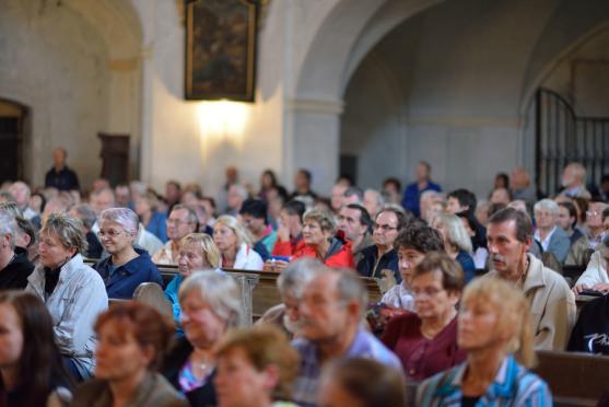 Osmý ročník festivalu Za poklady Broumovska uzavřel koncert Stamicova kvarteta a houslisty Josefa Špačka