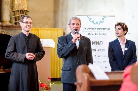 Ani vedra neodrazují fanoušky klasické hudby od návštěvy koncertů festivalu Za poklady Broumovska 