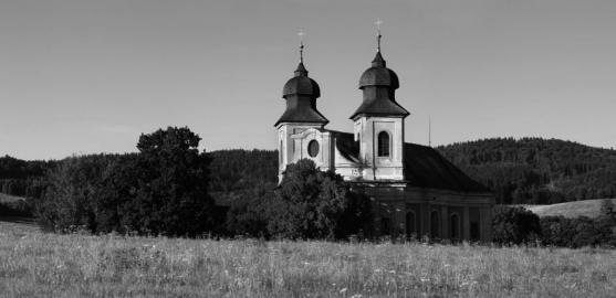 Třetí koncert festivalu Za poklady Broumovska představí violoncellistu Petra Nouzovského a akordeonistu Ladislava Horáka 