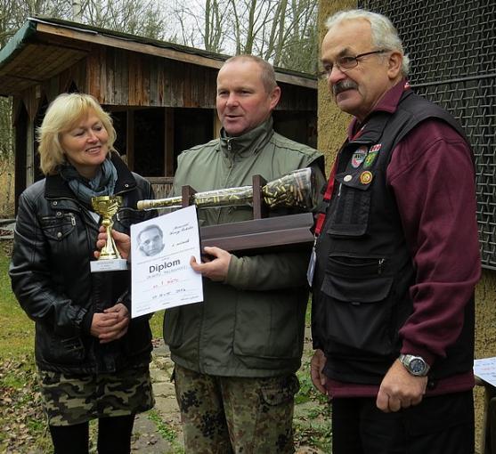 Putovní pohár plný patron si vystřílel Josef Palhoun