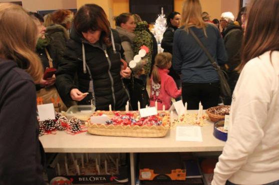 Broumovská Základní škola Hradební už deset let nacvičuje Vánoční ladění