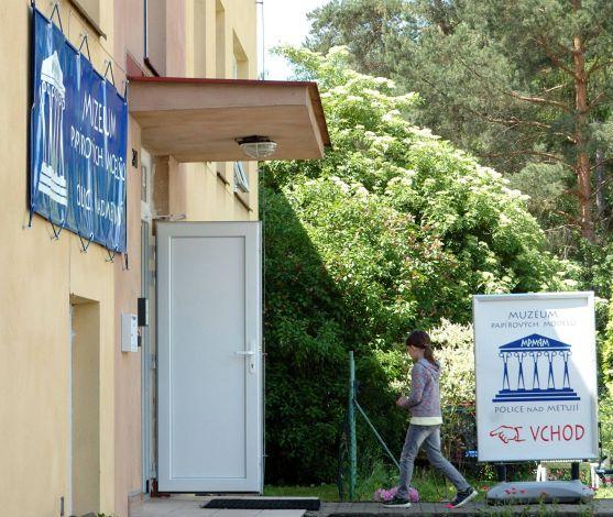 Muzeum papírových modelů je majitelem certifikace 1. stupně služeb kulturního zařízení