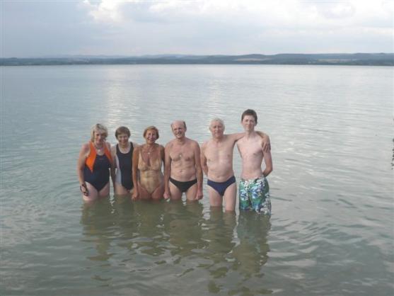 Poličáci už po deváté plavali přes Rozkoš