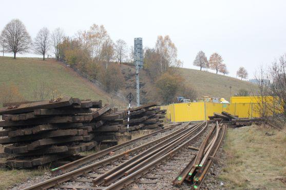 Ze staveniště zmizelo příslušenství stavebního stroje