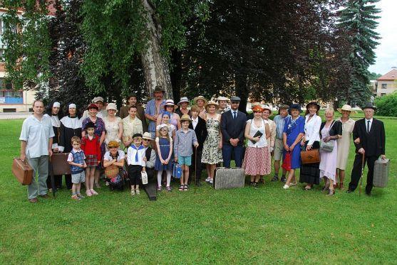 Přes třicet recesistů se zúčastnilo Běhu z Police do Police
