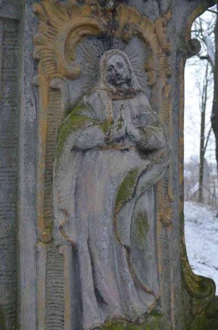 V Martínkovicích bylo dokončeno restaurování kříže s Kristem na hoře Olivetské