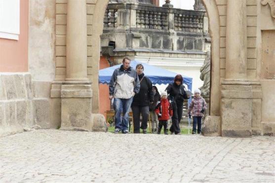 Na cestě po památkách a parcích oslavili v Broumově Den Země