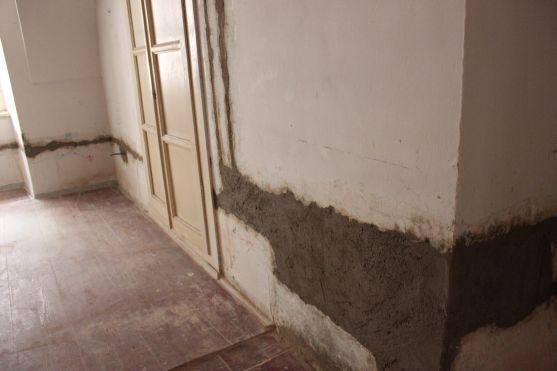 Pět měsíců stavebních prací v broumovském klášteře a jeho zahradě 