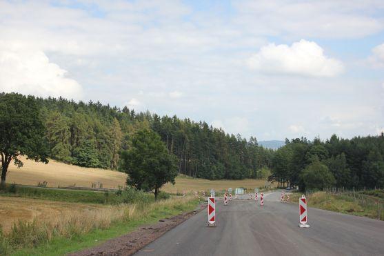 Pasa jsou průjezdná. Práce však ještě neskončily 
