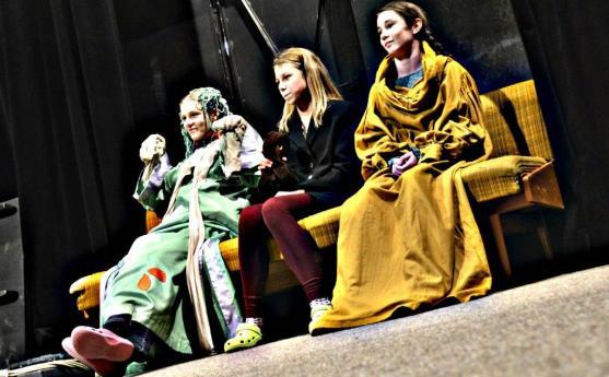 Noc divadel 2016 a gymnazisti na scéně 