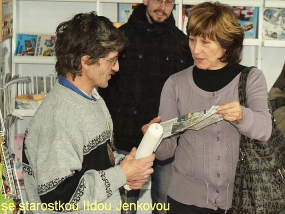 Polické Muzeum papírových modelů otevřelo výstavu z tvorby stavitele modelů 