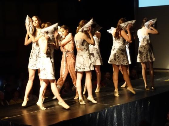 Dvakrát vyprodaný sál Informačního centra přivítal jaro v Broumově opět velkolepě 