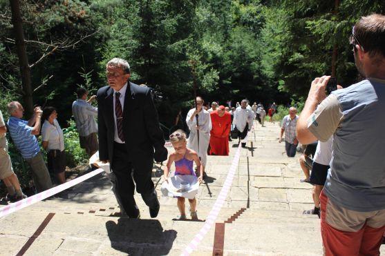 "Zelenou fešandu" v Suchém Dole vysvětil kardinál Dominik Duka 