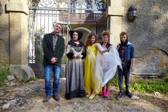 Nelly Řehořová se strašidel nebojí! 