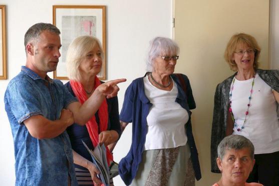 Na Nové terase v Polici nad Metují představuje průřez svou tvorbou výtvarnice Kateřina Černá 