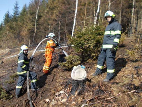 Hasiči na Broumovsku včera likvidovali hned dva požáry