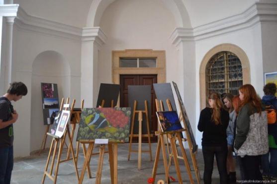 Broumovem se prohnal první pouliční festival – 7. Gymplfest 