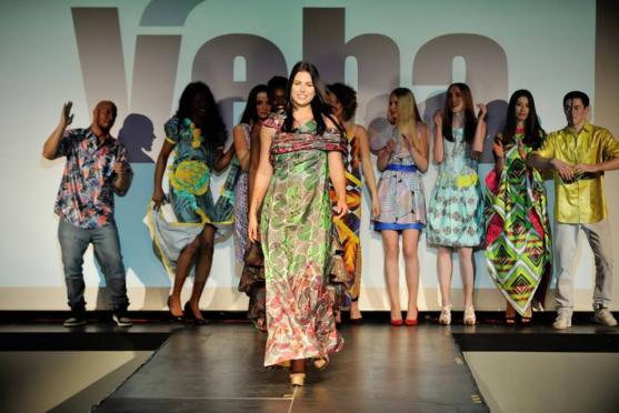 Proč zvete české muzikanty do Broumova? Máte své! 