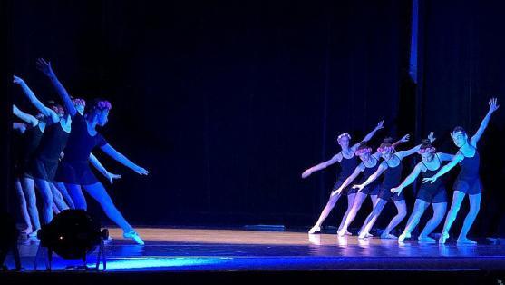 Famózní výkony mladých tanečníků