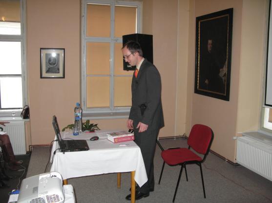 První semestr Univerzity 3. věku v Broumově skončil přednáškou na téma Magnátské rody pozdního středověku a raného novověku