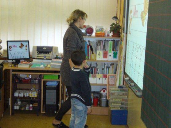 Budoucí prvňáčci si prohlédli Masarykovu základní školu v Broumově