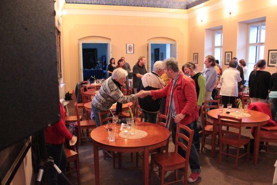 Účastníci programu Science Café se seznámili s tématem vědeckého oboru gelotologie 