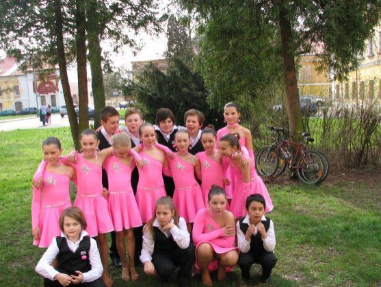 Tři soubory broumovské Ulity vytančily zlaté Josefovské klíče 