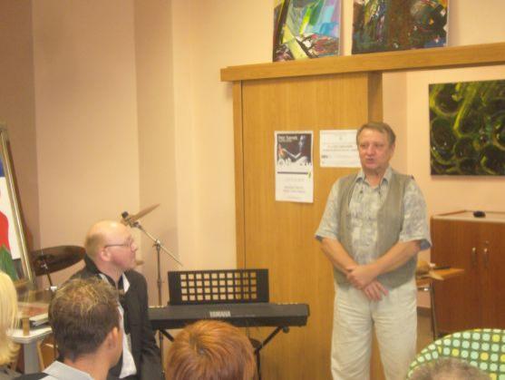 V pondělí bude v Broumově zahájena výstava obrazů náchodského malíře Petra Samka 