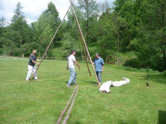 Indiánsko - undergroundový dětský den v Šonově u Broumova na fotografiích 
