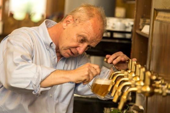 Restaurace Švejk zve na Dny českého piva a na pečínku 