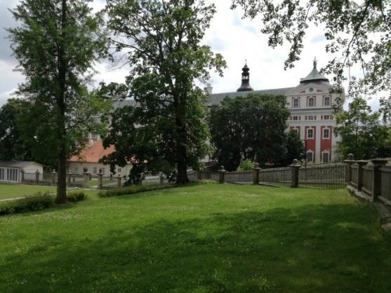 Broumovská zahradní slavnost 