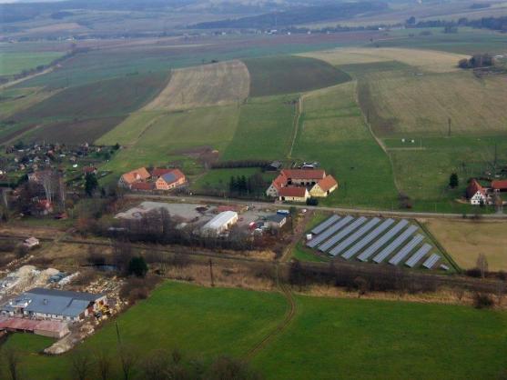 S Jaroslavem Šefcem, broumovským rodákem, podnikatelem a inovátorem, o jeho fotovoltaickém dobrodružství 