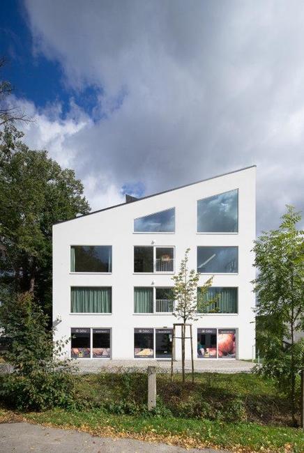 Lukáš Ehl z Broumova dostal Národní cenu za architekturu