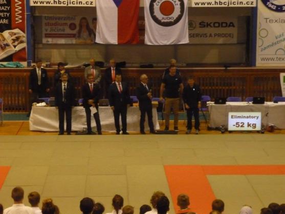 Turnaje v judu se v broumovské Sportovní hale na Spořilově zúčastnily téměř dvě stovky dětí