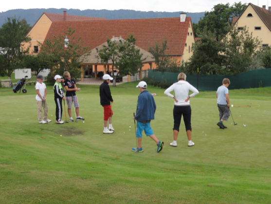 Broumovský Golfový klub Grosshof se věnuje mládeži