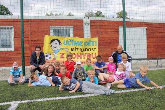 Příměstské tábory projektu Bavíme se sportem jsou zaměřené na všestranný pohyb 