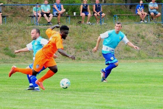 Police pomstila Broumov a postoupila v poháru 