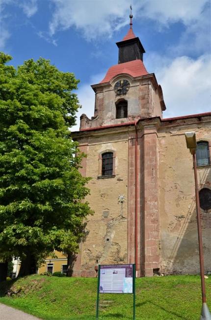 Ze Žacléře přes Liščí kameny na Stachelberg