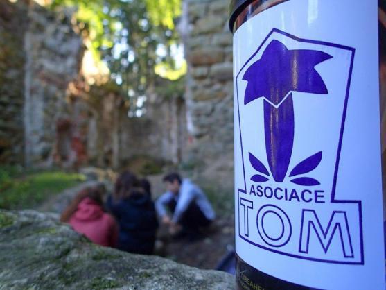 Noční výsadek hronovských Lotrů