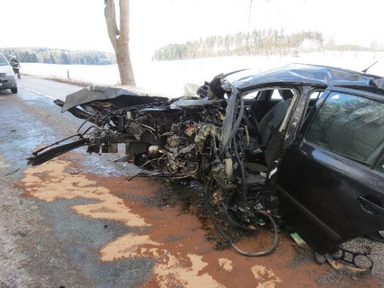 Policisté žádají o přihlášení případné svědky dopravní nehody u Broumova 
