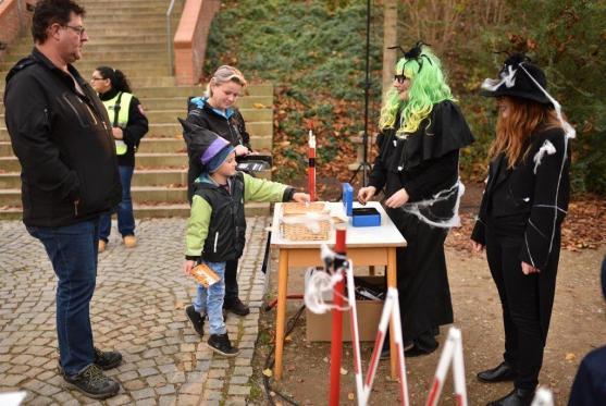 Ve čtvrtek se uskutečnil sedmý ročník Strašidelné Alejky