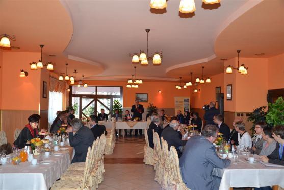 Broumovští radní oslavili v Nowe Rudě 20 let spolupráce