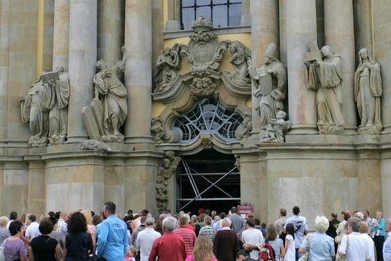 Sanktuárium Boží Matky Laskavé zve na první Křešovskou noc všech svatých