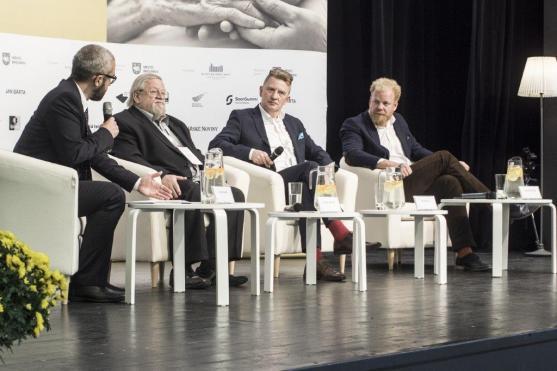 5. Broumovské diskuse se setkaly s velkým zájmem veřejnosti